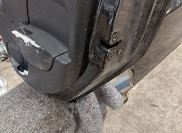 
								DACIA Jobb hátsó Ajtó (Részeivel) full									