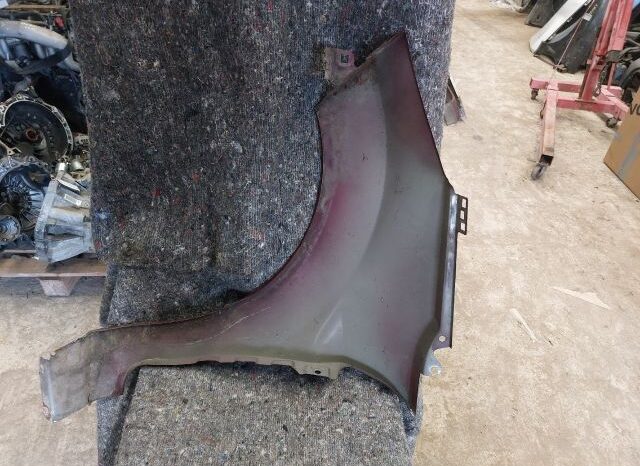 
								FORD Jobb első Sárvédő full									