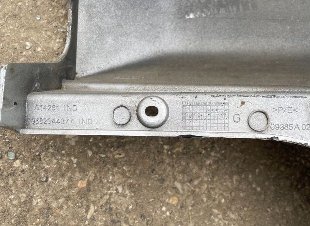 
								CITROËN Hátsó Lökhárító (Részeivel) full									