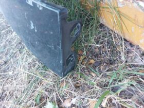 RENAULT Jobb első Sárvédő