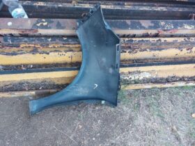 RENAULT Jobb első Sárvédő