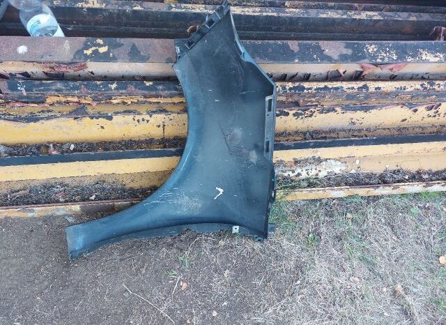 
								RENAULT Jobb első Sárvédő full									