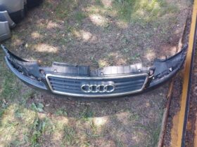 AUDI Első Lökhárító (Részeivel)