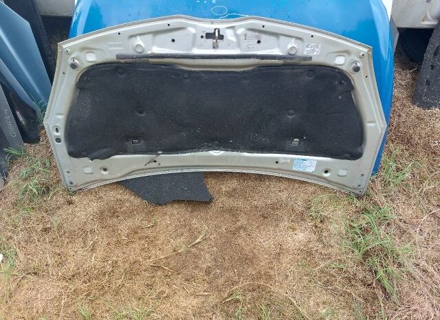 
								TOYOTA Motorháztető full									