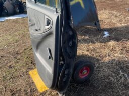 
										TOYOTA Bal hátsó Ajtó (Részeivel) full									