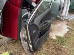 KIA Jobb első Ajtó (Részeivel)