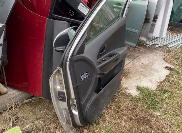 
								KIA Jobb első Ajtó (Részeivel) full									