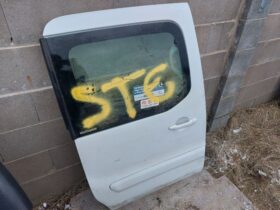 CITROËN Jobb Tolóajtó (Részeivel)