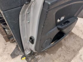 RENAULT Jobb hátsó Ajtó (Részeivel)