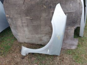 PEUGEOT Bal első Sárvédő