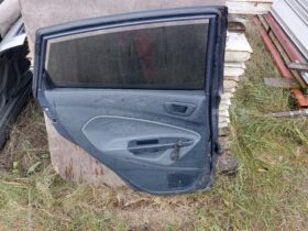 FORD Bal hátsó Ajtó (Részeivel)