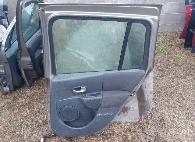 
								RENAULT Jobb hátsó Ajtó (Részeivel) full									