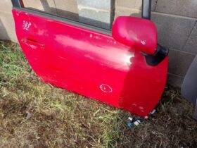 TOYOTA Jobb első Ajtó (Részeivel)