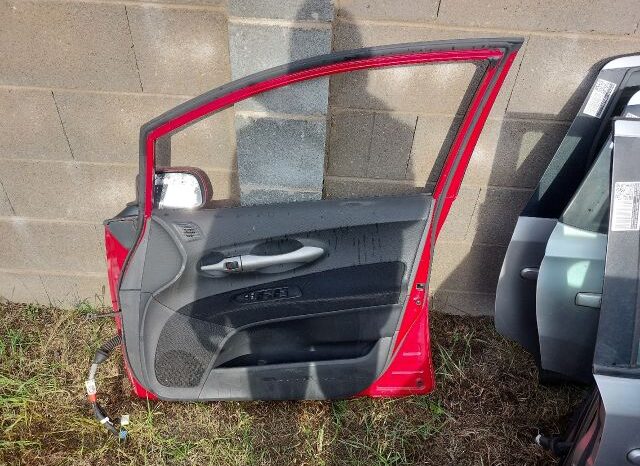 
								TOYOTA Jobb első Ajtó (Részeivel) full									