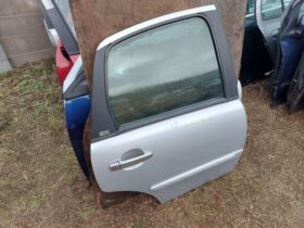 CITROËN Jobb hátsó Ajtó (Részeivel)