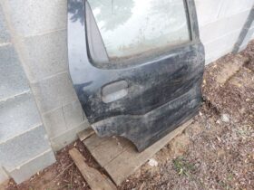 SUZUKI Jobb hátsó Ajtó (Részeivel)