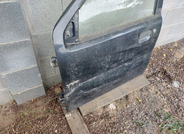 
								SUZUKI Bal első Ajtó (Részeivel) full									