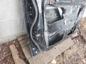 SUZUKI Bal első Ajtó (Részeivel)
