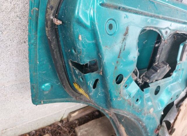 
								SUZUKI Jobb hátsó Ajtó (Részeivel) full									