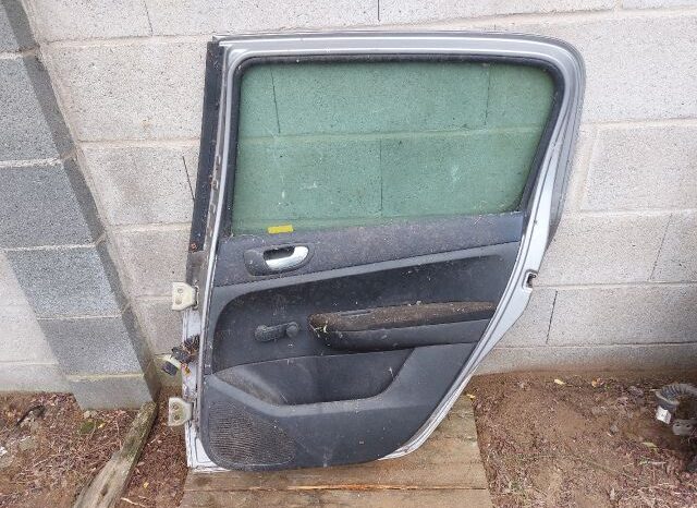 
								PEUGEOT Jobb hátsó Ajtó (Részeivel) full									