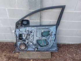 TOYOTA Jobb első Ajtó (Részeivel)