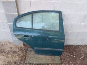 SKODA Jobb hátsó Ajtó (Részeivel)
