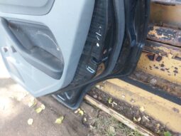 
										FORD Jobb hátsó Ajtó (Részeivel) full									