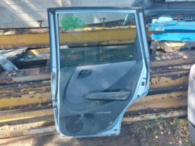 HONDA Jobb hátsó Ajtó (Részeivel)