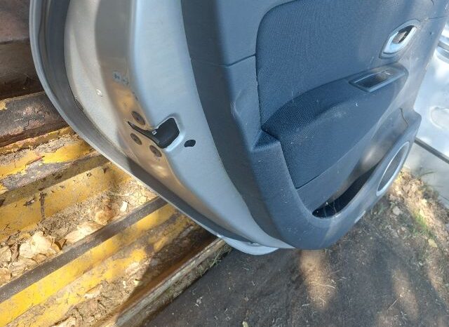 
								RENAULT Bal hátsó Ajtó (Részeivel) full									