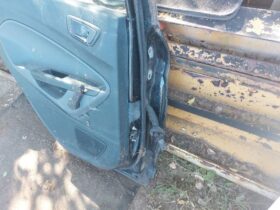 FORD Bal hátsó Ajtó (Részeivel)