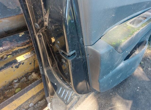 
								PEUGEOT Bal első Ajtó (Részeivel) full									