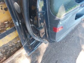 FORD Bal első Ajtó (Részeivel)