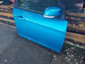 FORD Jobb első Ajtó (Részeivel)