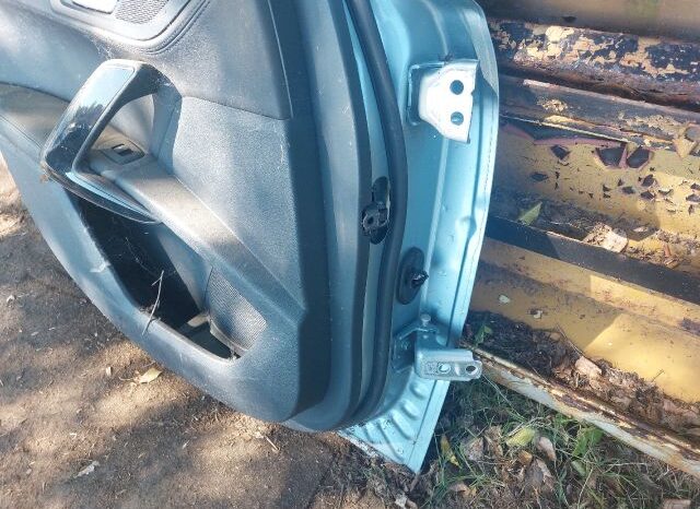 
								PEUGEOT Bal hátsó Ajtó (Részeivel) full									