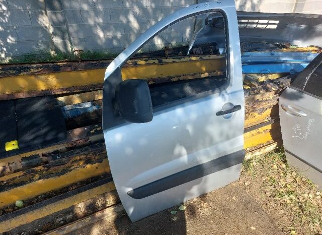 
								FIAT Bal első Ajtó (Részeivel) full									