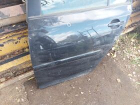 SKODA Bal hátsó Ajtó (Részeivel)