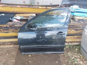 SKODA Bal első Ajtó (Részeivel)
