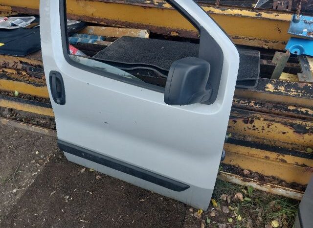 
								PEUGEOT Jobb első Ajtó (Részeivel) full									