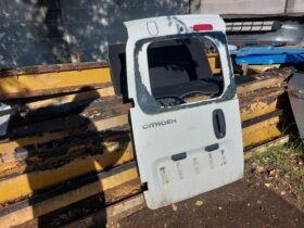 CITROËN Bal Csomagtérajtó (Részeivel)