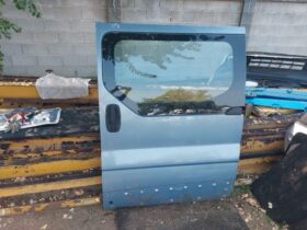 RENAULT Bal Tolóajtó (Részeivel)