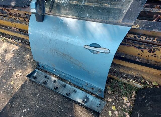 
								RENAULT Bal első Ajtó (Részeivel) full									