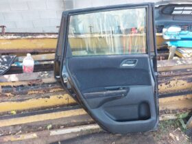 HONDA Bal hátsó Ajtó (Részeivel)