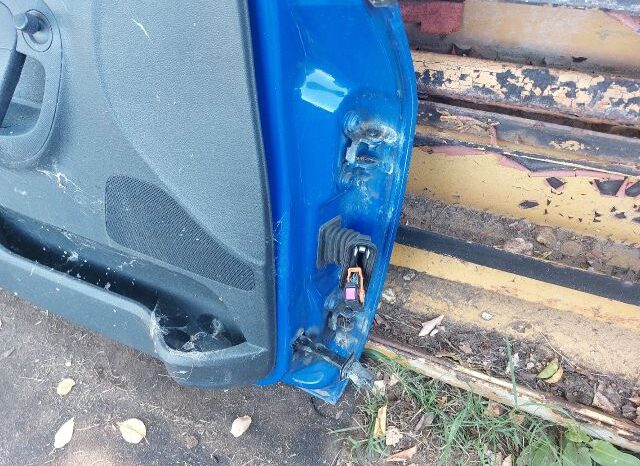 
								SKODA Bal első Ajtó (Részeivel) full									