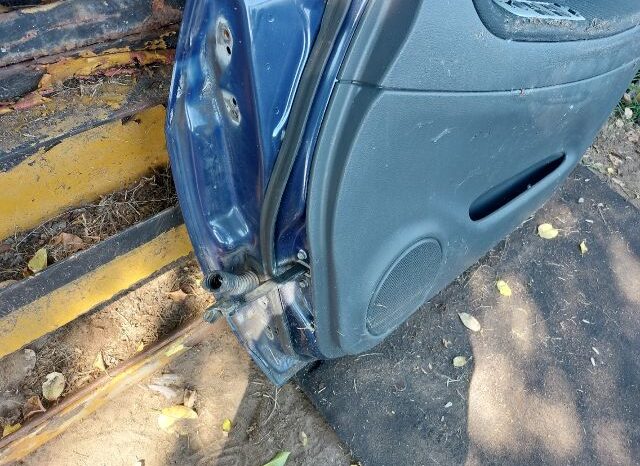 
								SUZUKI Jobb első Ajtó (Részeivel) full									