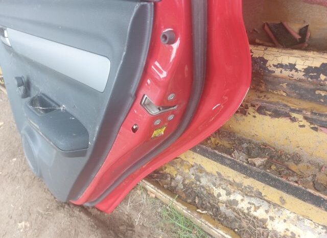 
								SUZUKI Jobb hátsó Ajtó (Részeivel) full									