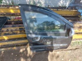 RENAULT Jobb első Ajtó (Részeivel)