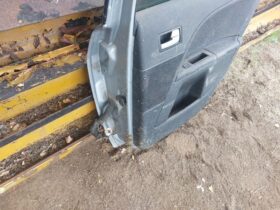 FORD Jobb hátsó Ajtó (Részeivel)