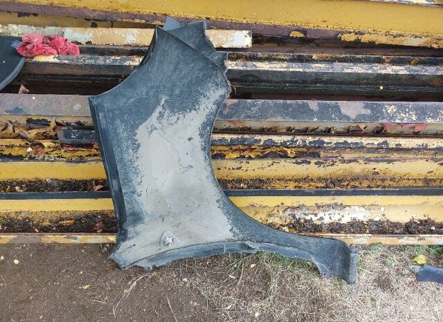 
								RENAULT Bal első Sárvédő full									