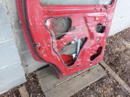 
										SUZUKI Bal hátsó Ajtó (Részeivel) full									