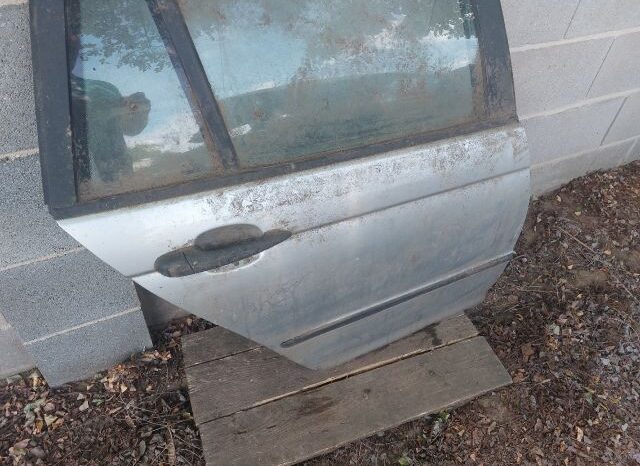 
								BMW Jobb hátsó Ajtó (Részeivel) full									